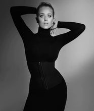 Load image into Gallery viewer, Carmen- Black Corset