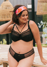 Load image into Gallery viewer, Melanie Herness