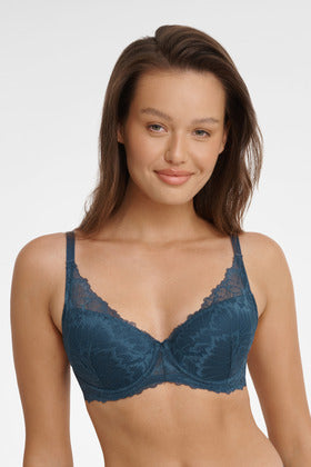 Luna Blue push- up bra